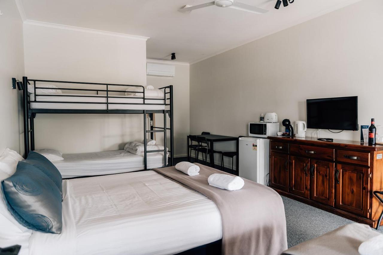 Port Albert Motel Ngoại thất bức ảnh