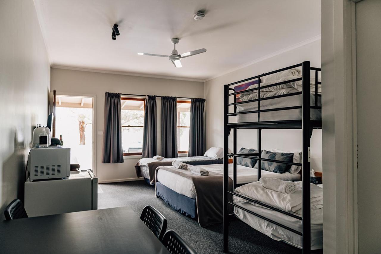 Port Albert Motel Ngoại thất bức ảnh